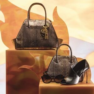 La Perla python blackbag Carried by Kendall Jenner